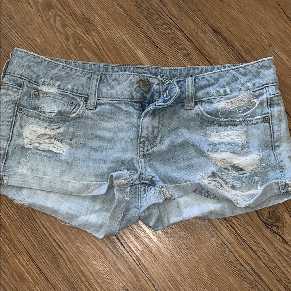 American eagle distressed shorts
